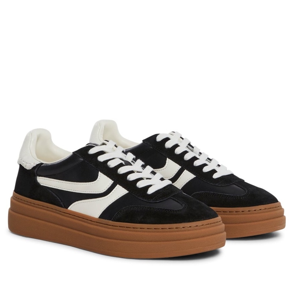 Steve Madden Sneakers Brand New Black and White Size 8